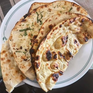 Bread Basket - Naan/lachha Paratha/roti/garlic Naan
