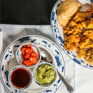 Vegetable Pakora Basket